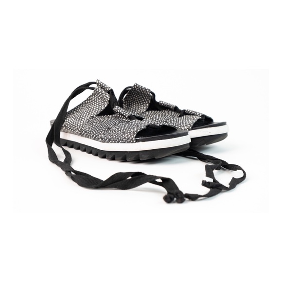 Sam Edelman Black and White Tie Up Sandals - Picture 1 of 2